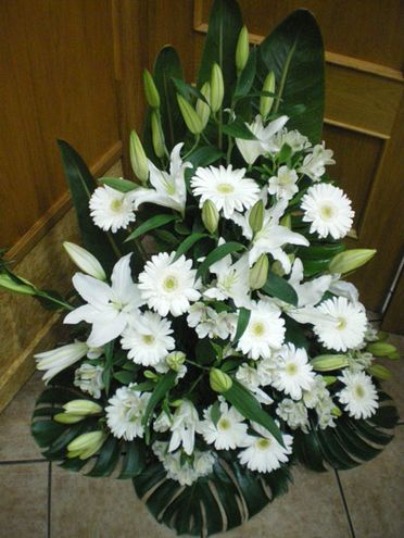 Floristería Miraverd ramo de flores blanca